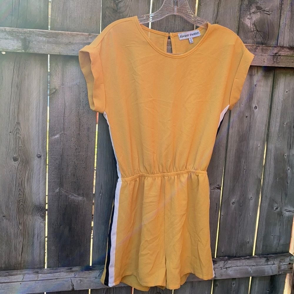 Almost Famous romper sz. S